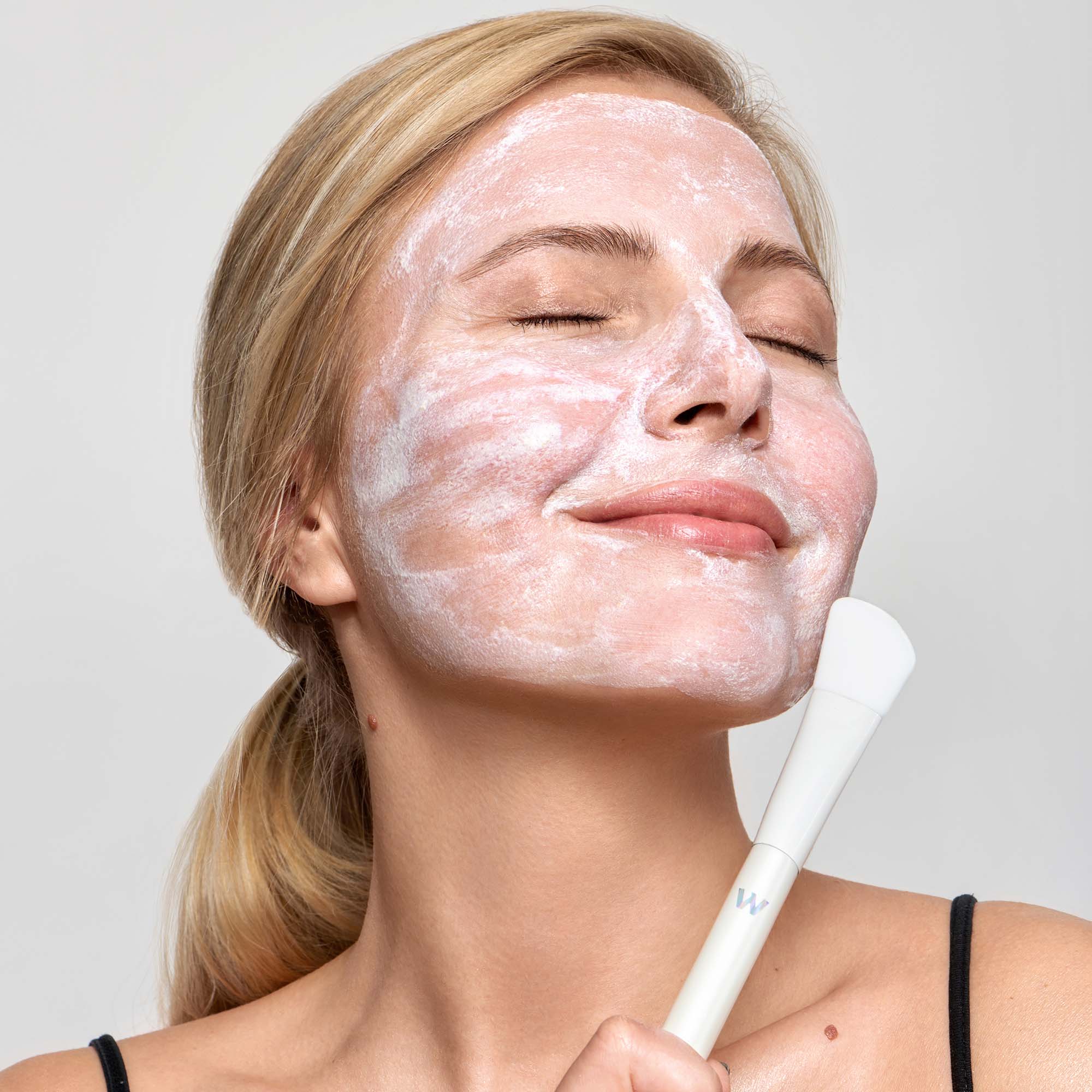 IT'S A MIRACLE Spa Brush - Image 3